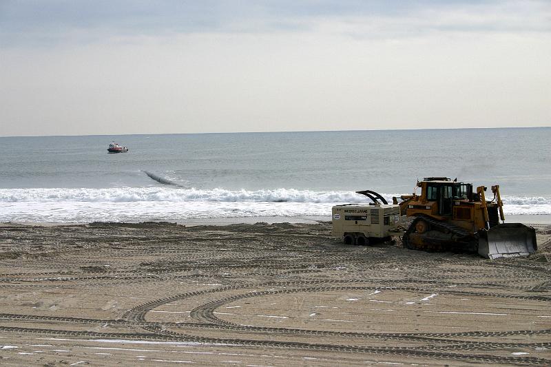 IMG_2143.JPG - pipeline starting to float