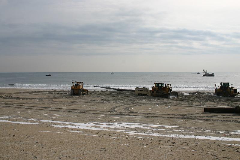 IMG_2155.JPG - Shore end up and floating