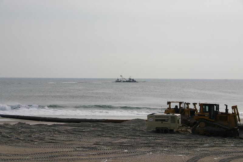 IMG_2157.JPG - pipeline floating and being disconected from mono buoy